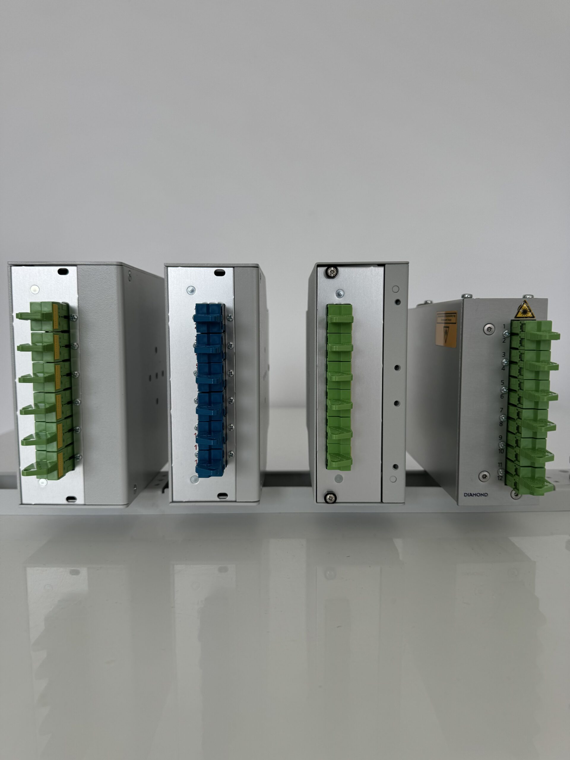 RailConnect 7TE Hutschienenbox für professionelle DIN-Rail-Montage in Schaltschränken und Industrieanlagen