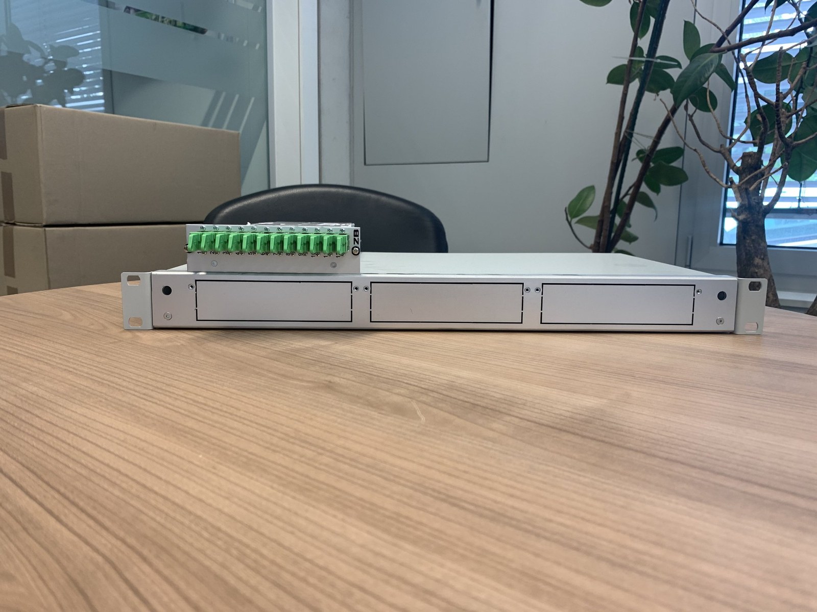 1HE Spleißbox SC/APC Bauform